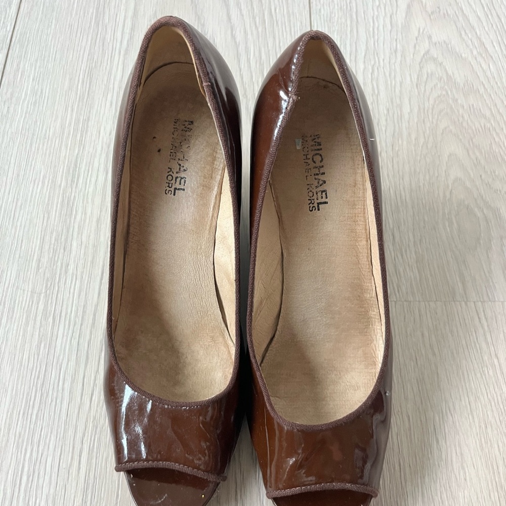 Michael Kors Glossy Brown Heels